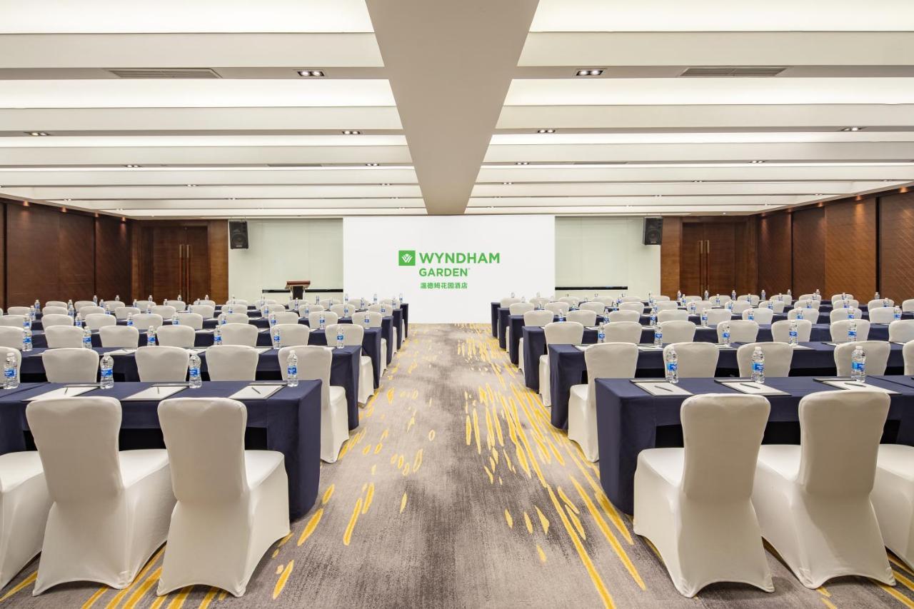 Wyndham Garden Yuhuan Downtown Hotel Тайжу Екстериор снимка