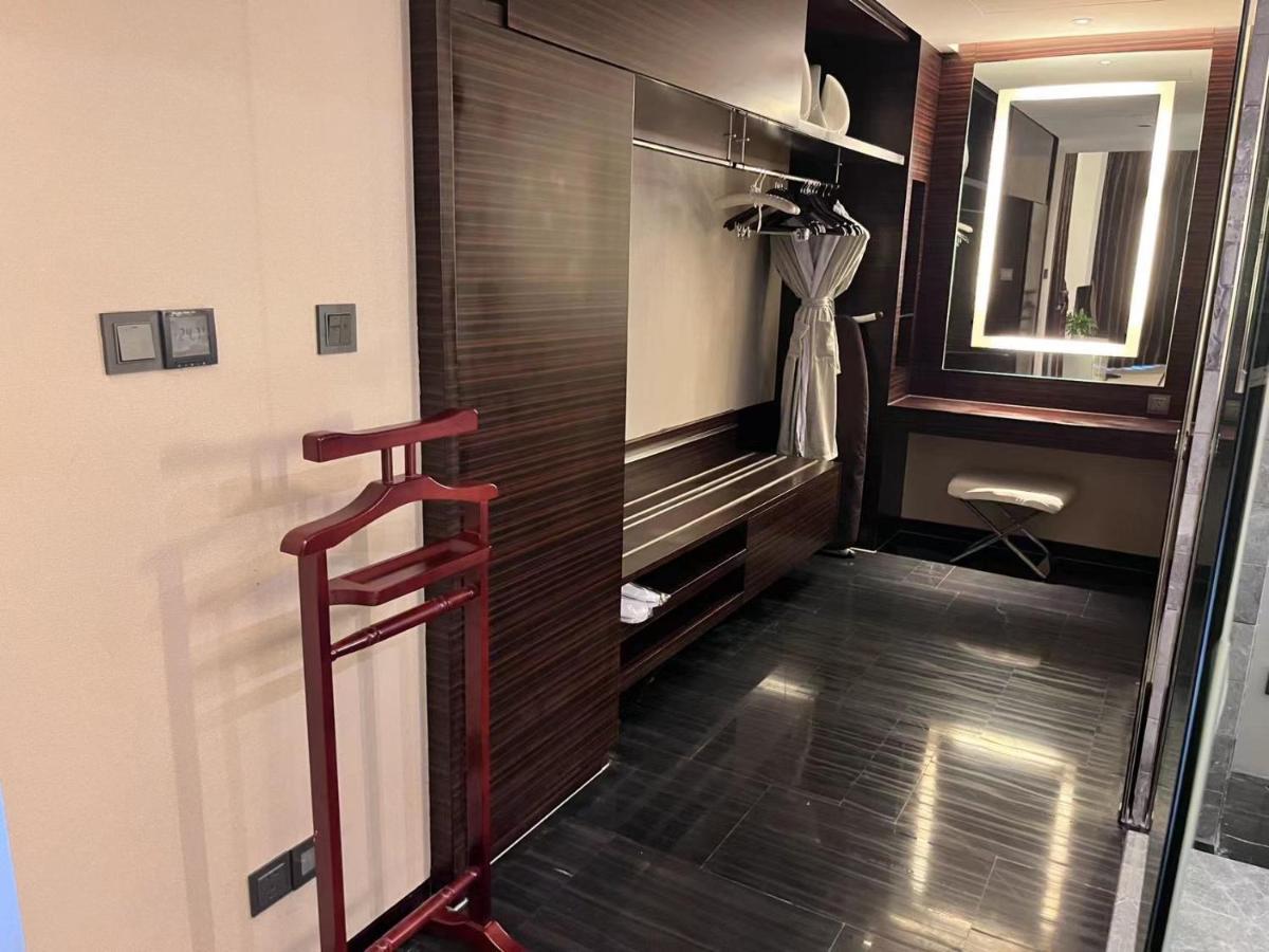 Wyndham Garden Yuhuan Downtown Hotel Тайжу Екстериор снимка