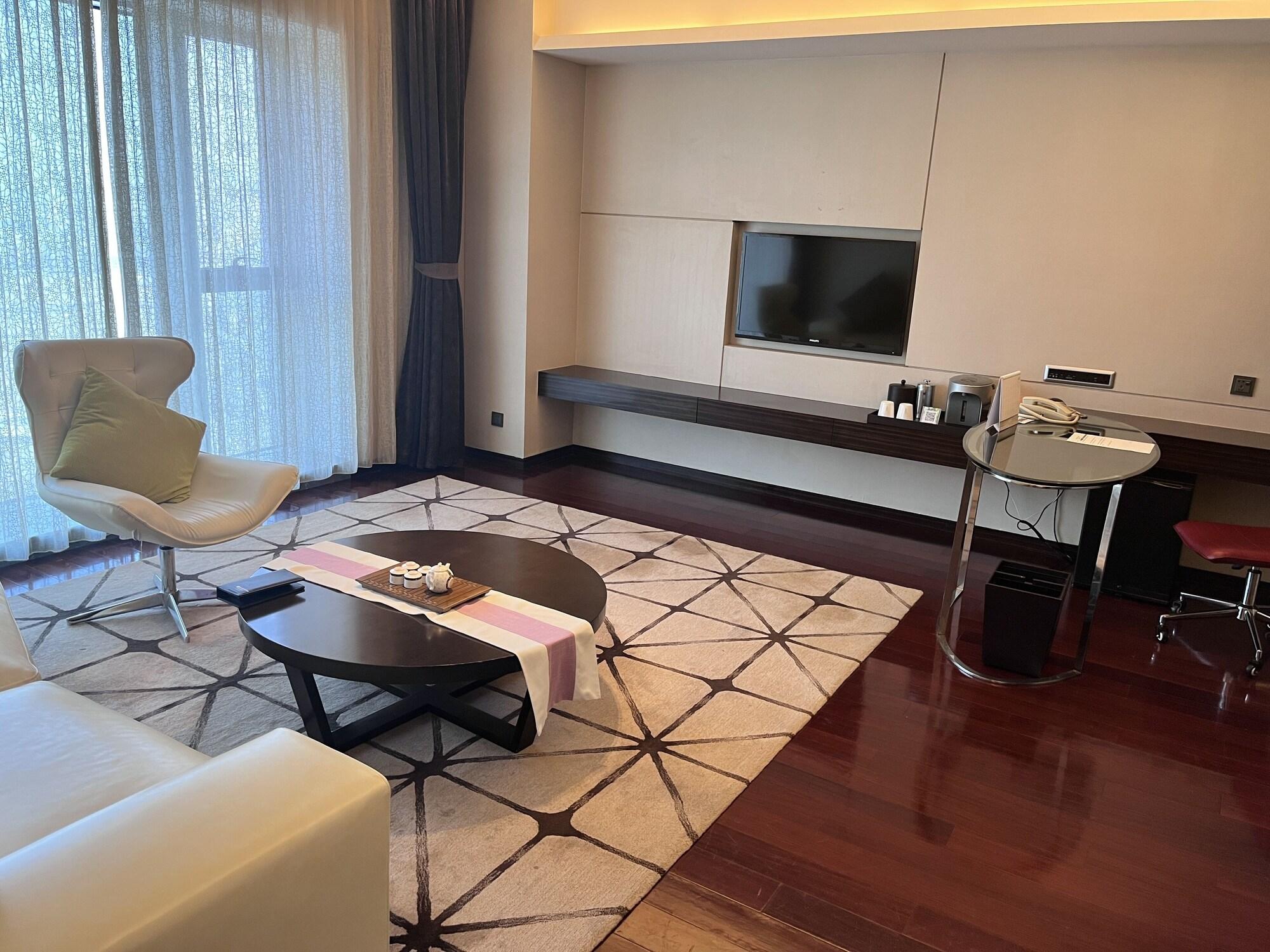 Wyndham Garden Yuhuan Downtown Hotel Тайжу Екстериор снимка
