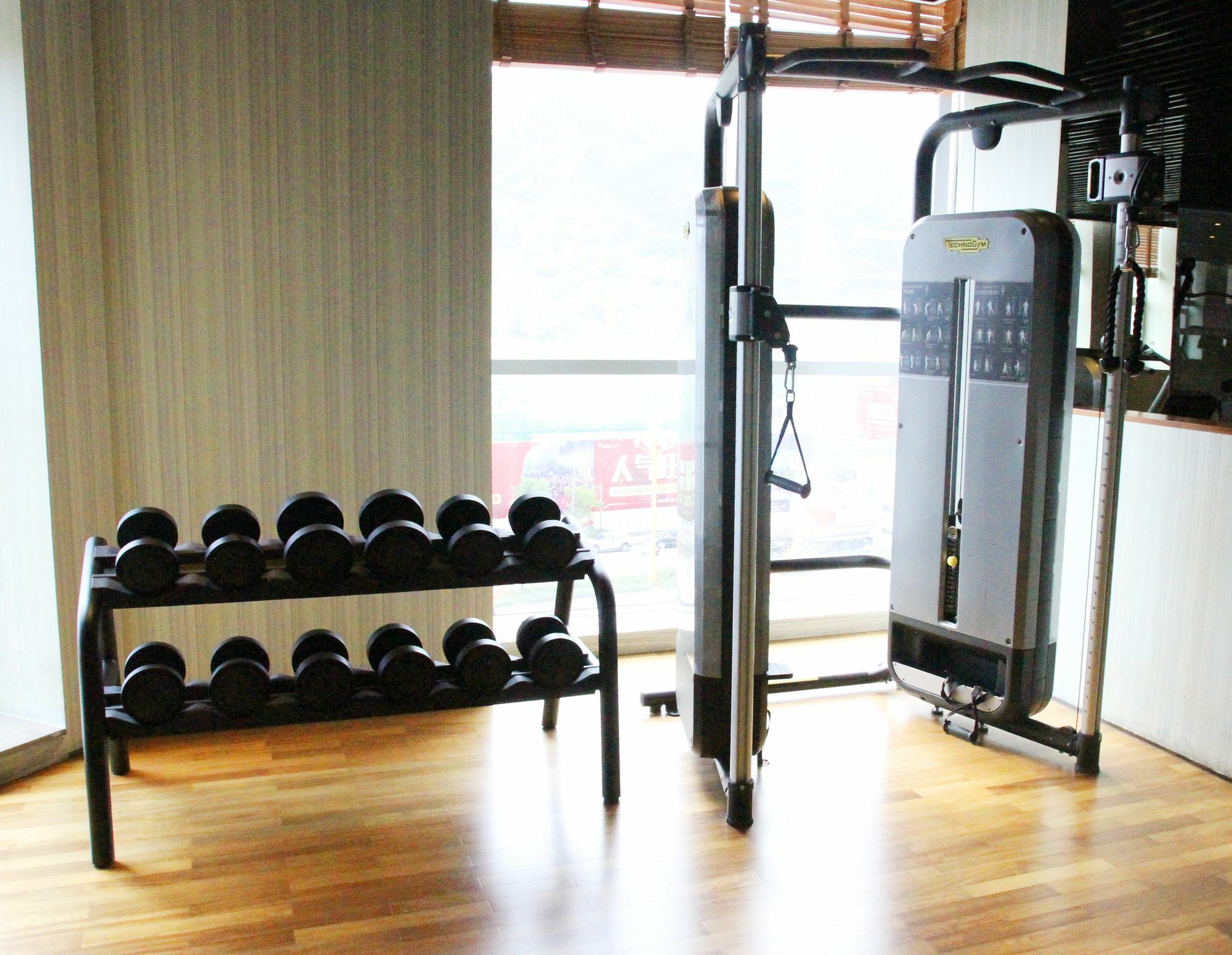 Wyndham Garden Yuhuan Downtown Hotel Тайжу Екстериор снимка