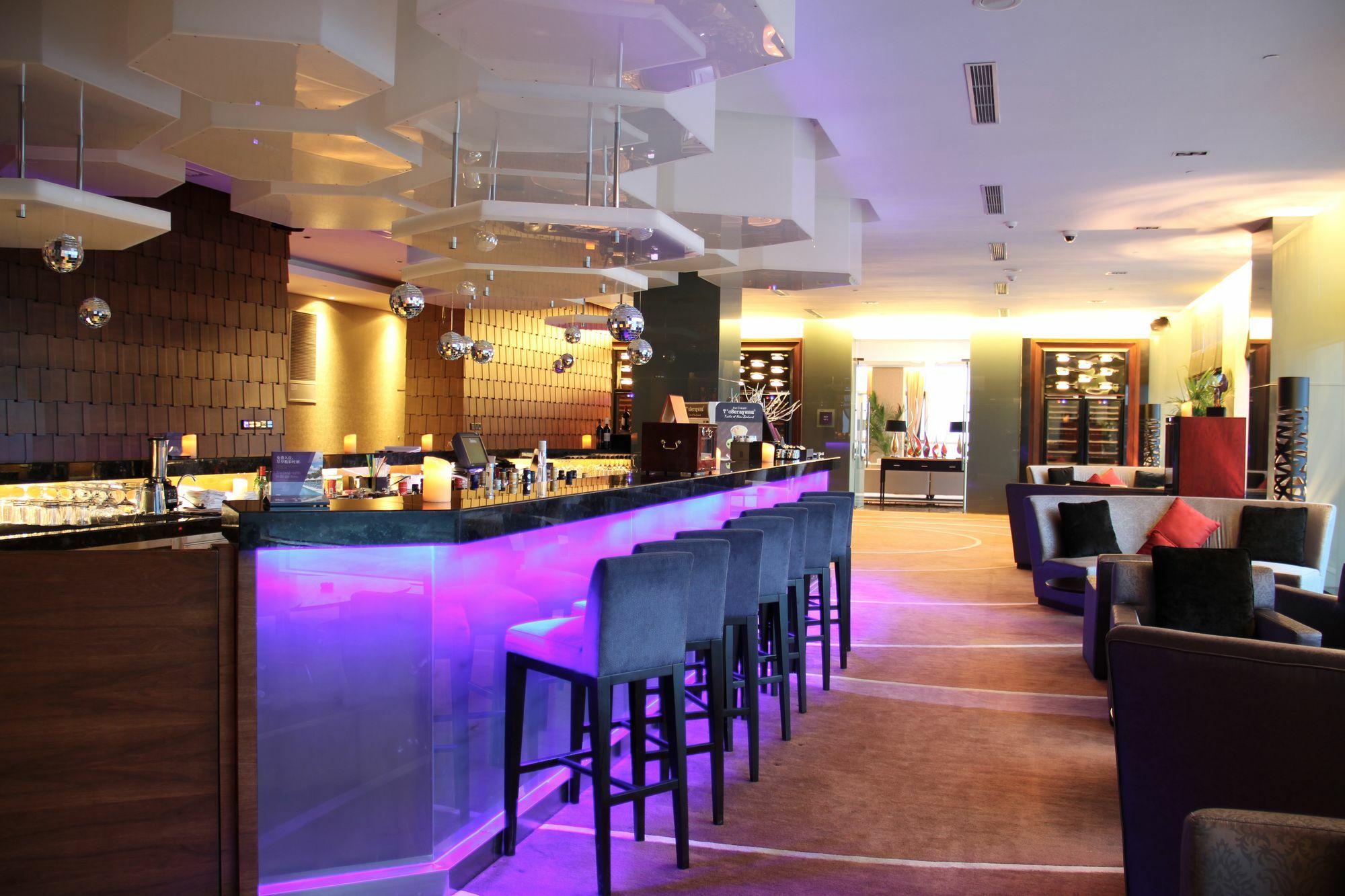 Wyndham Garden Yuhuan Downtown Hotel Тайжу Екстериор снимка